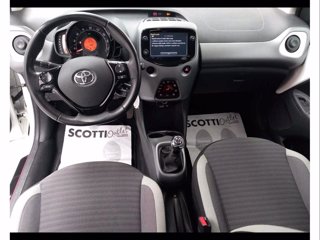 TOYOTA Aygo 1.0 VVT-i 72 CV 5 porte x-play