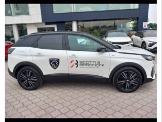 PEUGEOT 3008 HYBRID 225 e-EAT8 - GT