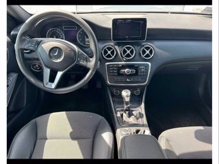 MERCEDES A 180 BlueEFFICIENCY Sport