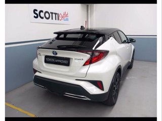 TOYOTA C-HR 2.0 Hybrid E-CVT Trend