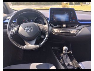 TOYOTA C-HR 1.8 Hybrid E-CVT Style