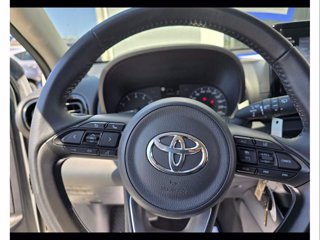 TOYOTA Yaris 1.0 5 porte Active