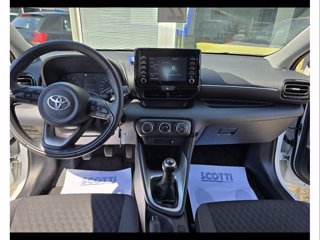 TOYOTA Yaris 1.0 5 porte Active