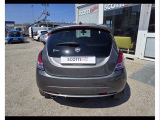 LANCIA Ypsilon 1.2 69 CV 5 porte GPL Ecochic Gold