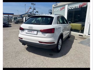 AUDI Q3 2.0 TDI 120 CV Business