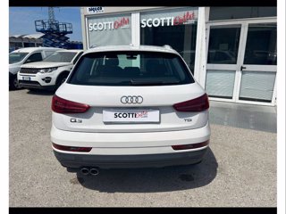 AUDI Q3 2.0 TDI 120 CV Business