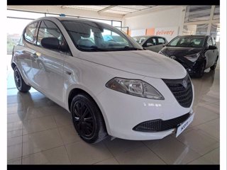 LANCIA LANCIA Ypsilon 1.2 69 CV 5 porte Silver