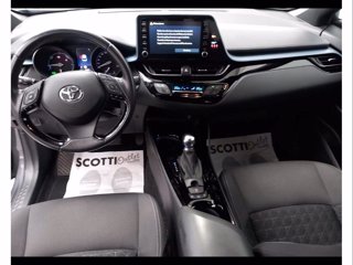 TOYOTA C-HR 1.8 Hybrid E-CVT Trend