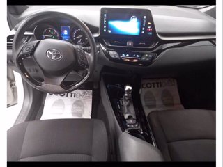 TOYOTA C-HR 1.8 Hybrid E-CVT Trend