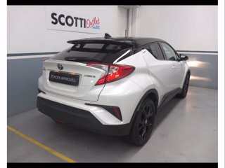 TOYOTA C-HR 1.8 Hybrid E-CVT Trend