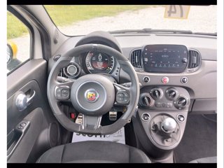 ABARTH 695 1.4 Turbo T-Jet 180 CV