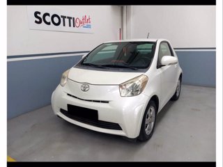 TOYOTA iQ 1.0