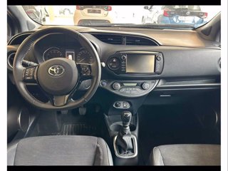 TOYOTA Yaris 1.5 5 porte Lounge