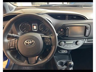 TOYOTA Yaris 1.5 5 porte Lounge