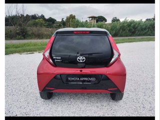 TOYOTA Aygo Connect 1.0 VVT-i 72 CV 5 porte x-clusiv red style