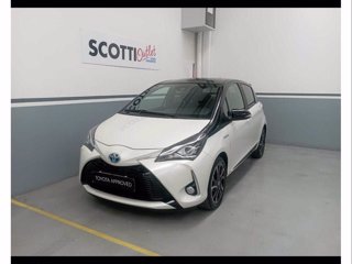 TOYOTA Yaris 1.5 Hybrid 5 porte Trend "White Edition"