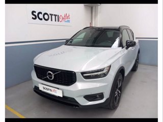 VOLVO XC40 T3 Geartronic R-design