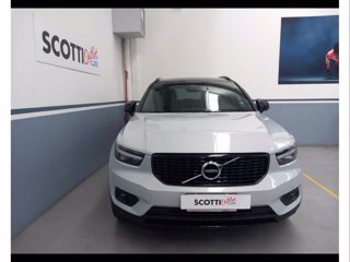 VOLVO XC40 T3 Geartronic R-design