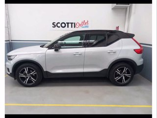 VOLVO XC40 T3 Geartronic R-design