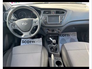 HYUNDAI i20 1.2 5 porte Connectline