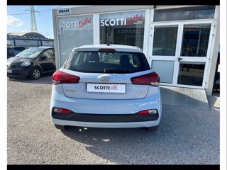 HYUNDAI i20 1.2 5 porte Connectline