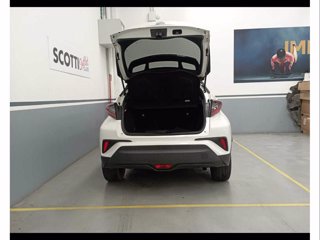 TOYOTA C-HR 1.8 Hybrid E-CVT Dynamic