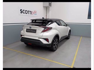 TOYOTA C-HR 1.8 Hybrid E-CVT Dynamic