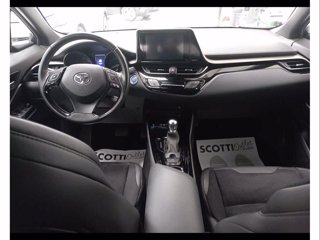 TOYOTA C-HR 1.8 Hybrid E-CVT Dynamic