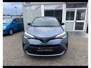 TOYOTA C-HR 2.0 Hybrid E-CVT Trend