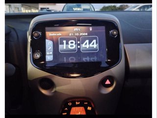 TOYOTA Aygo Connect 1.0 VVT-i 72 CV 5 porte x-play