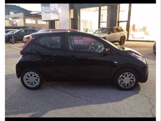 TOYOTA Aygo Connect 1.0 VVT-i 72 CV 5 porte x-play