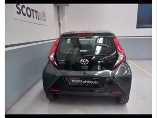 TOYOTA Aygo Connect 1.0 VVT-i 72 CV 5 porte x-play