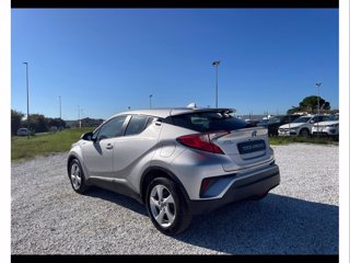 TOYOTA C-hr 1.8h active 2wd e-cvt