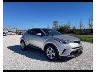 TOYOTA C-hr 1.8h active 2wd e-cvt