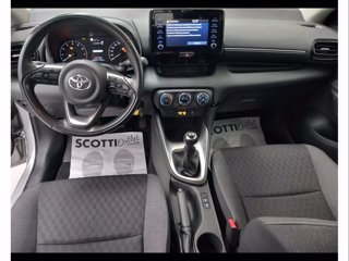 TOYOTA Yaris 1.0 5 porte Active