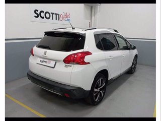 PEUGEOT 2008 PureTech Turbo 110 S&S Allure