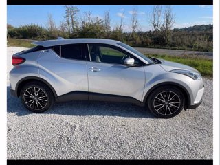 TOYOTA C-HR 1.8 Hybrid E-CVT Lounge