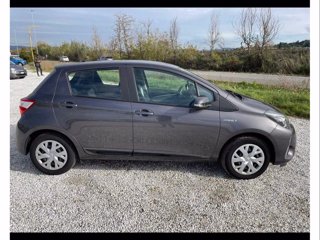 TOYOTA Yaris 1.5 Hybrid 5 porte Active