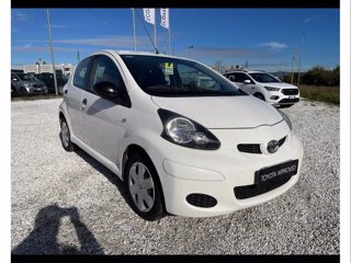 TOYOTA Aygo 1.0 12V VVT-i 5 porte Now Connect