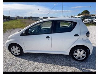 TOYOTA Aygo 1.0 12V VVT-i 5 porte Now Connect