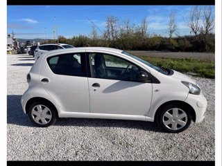 TOYOTA Aygo 1.0 12V VVT-i 5 porte Now Connect