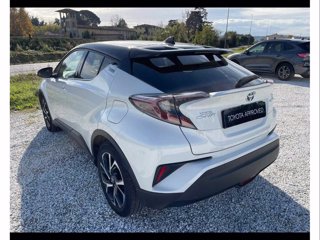 TOYOTA C-HR 1.8 Hybrid E-CVT Dynamic