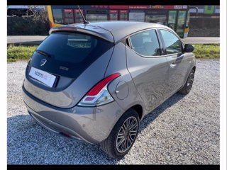 LANCIA Ypsilon 1.0 firefly hybrid gold s&s 70cv