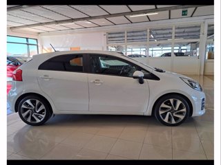 KIA Rio 1.4 crdi high tech stop&go 5p