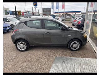 LANCIA Ypsilon 1.2 8v elefantino 69cv my14