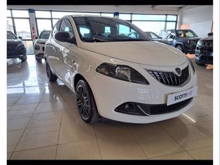 LANCIA Ypsilon 1.0 firefly hybrid gold plus s&s 70cv 5p.ti