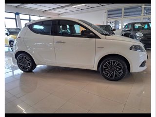 LANCIA Ypsilon 1.0 firefly hybrid gold plus s&s 70cv 5p.ti