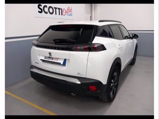 PEUGEOT 2008 BlueHDi 110 S&S Allure Pack