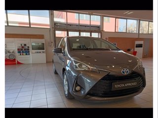 TOYOTA Yaris 1.5 Hybrid 5 porte Active