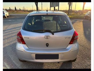 TOYOTA Yaris 1.3 5 porte Sol